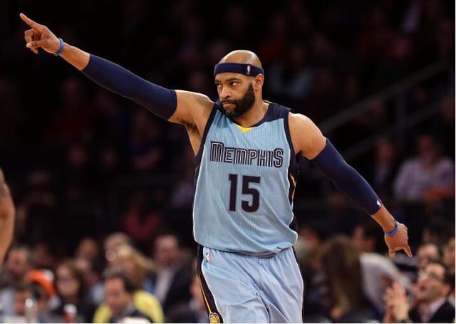 她用实际行 她用实际行