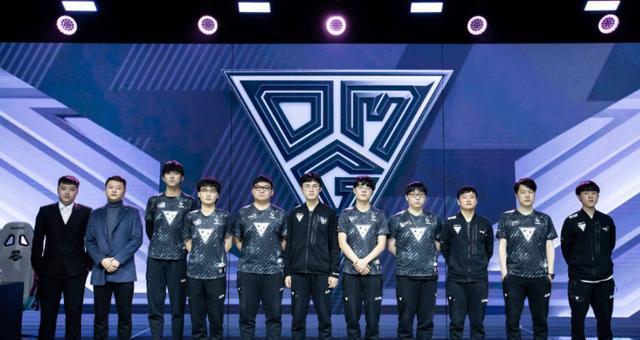 更是带领球 更是带领球